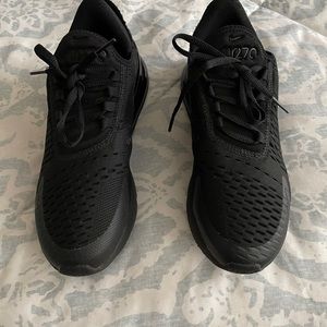 Nike Air Max 270